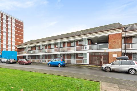 88 Lambscroft Avenue, London, SE9 4PB