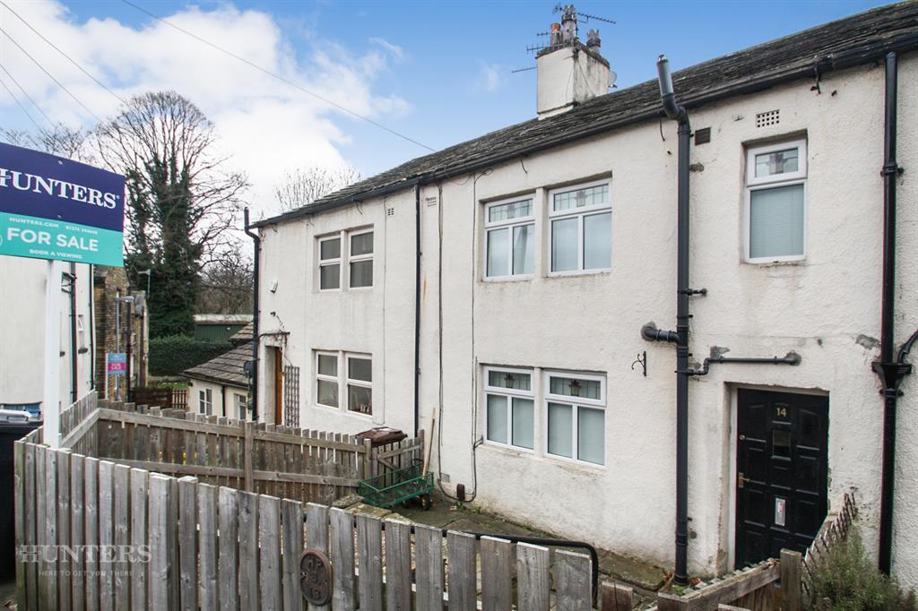 Frizinghall Road, Bradford, BD9 4LD 2 bed cottage for sale £125,000