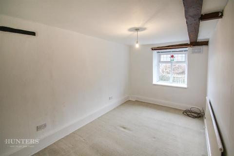 14 Frizinghall Road, Bradford, BD9 4LD