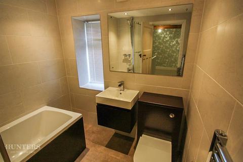 14 Frizinghall Road, Bradford, BD9 4LD