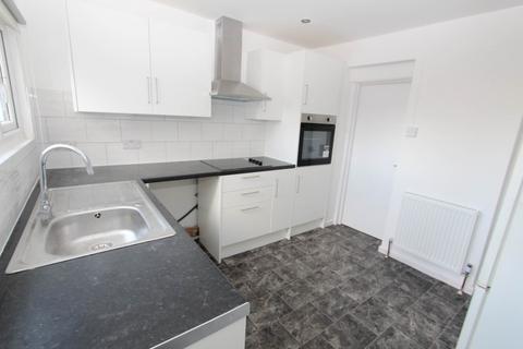 2 bedroom flat to rent, Pleasant Road, Southend On Sea