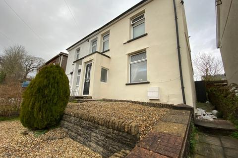 64 Collenna Road, Tonyrefail, Porth, CF39 8EH