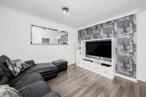 9 Ravenscroft Crescent, London, SE9 4LL