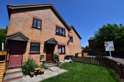 9 Ravenscroft Crescent, London, SE9 4LL