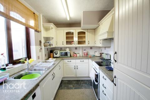 20 Digby Close, Leicester, LE3 1JE
