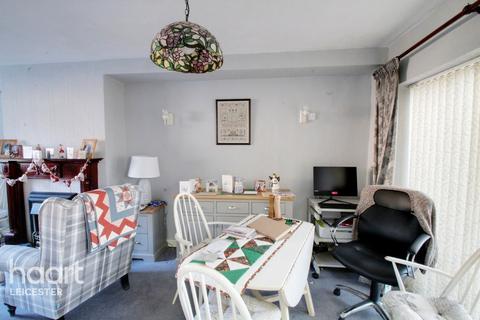 20 Digby Close, Leicester, LE3 1JE