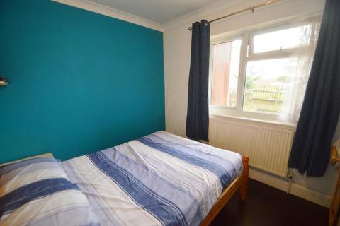 20 Sherwood Close, Slough, SL3 7SN