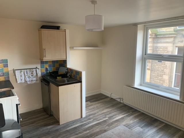 Lounge/Kitchen