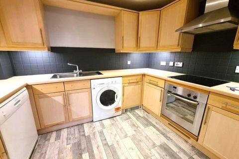 2 bedroom apartment to rent, Quadrant Court,  Reading,  RG1