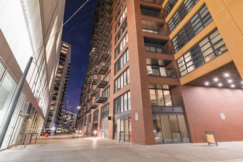 Modena House, Lyell Street, E14 0RQ 2 bed flat £620,000