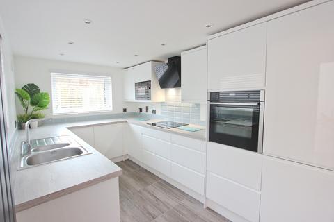 25 Bective Road, London, E7 0DP