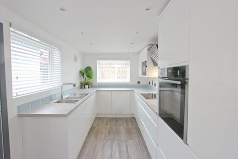 25 Bective Road, London, E7 0DP