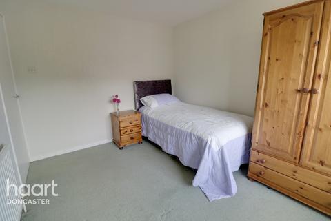 26 Headingley Road, Norton, Doncaster, DN6 9EN