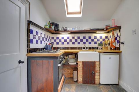 undefined, Gosbrook Road, Caversham, Reading