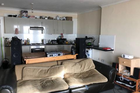 8 bedroom flat to rent - Kings Road, Brighton, BN1