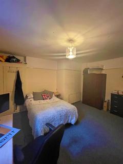 8 bedroom flat to rent - Kings Road, Brighton, BN1
