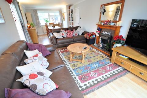 24 Church View, Holton, Halesworth, IP19 8PB