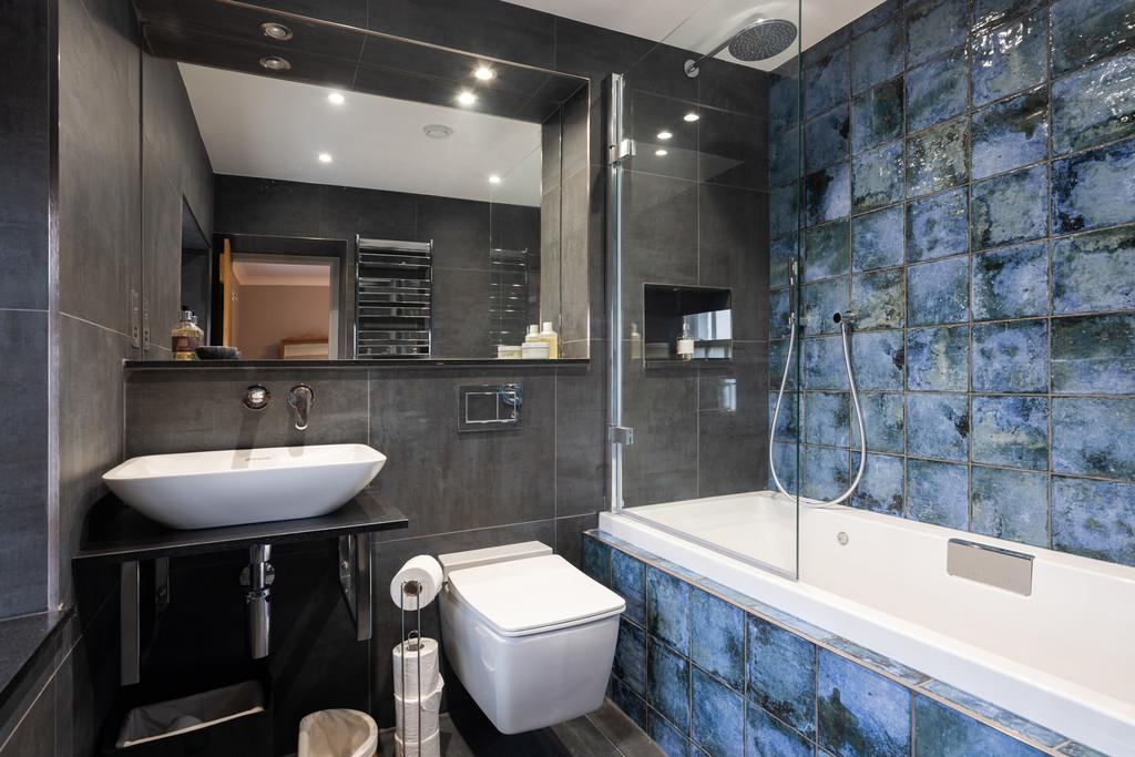Bedroom 2 En Suite