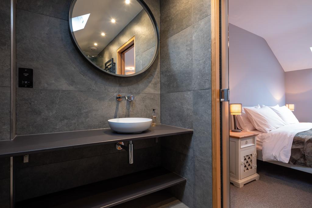Bedroom 4 En Suite