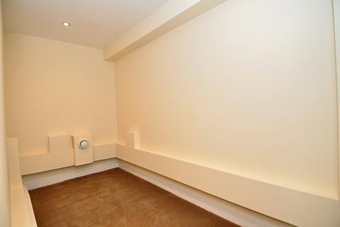 29 Queens Road, Loughton, IG10 1RR