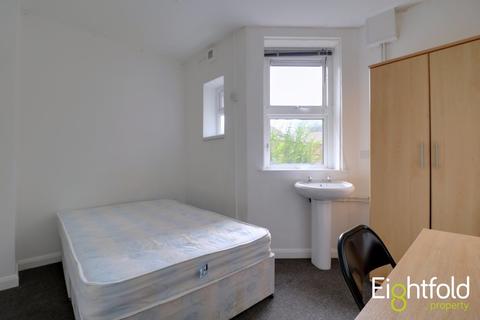 7 bedroom house share to rent - The Highway, Brighton