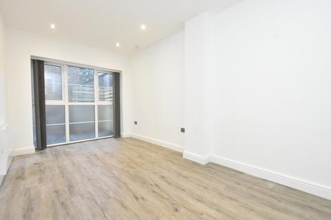 1 bedroom apartment to rent - Lower Addiscombe Road, Croydon CR0