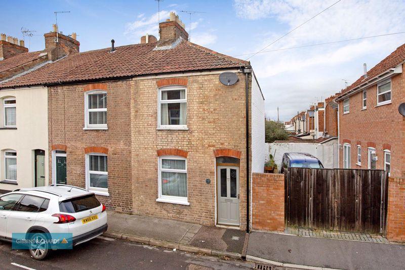 Viney Street, TAUNTON 2 bed end of terrace house £170,000