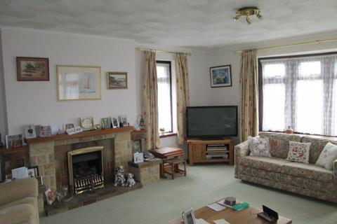 3 Warrens Field, Camelford, PL32 9YS