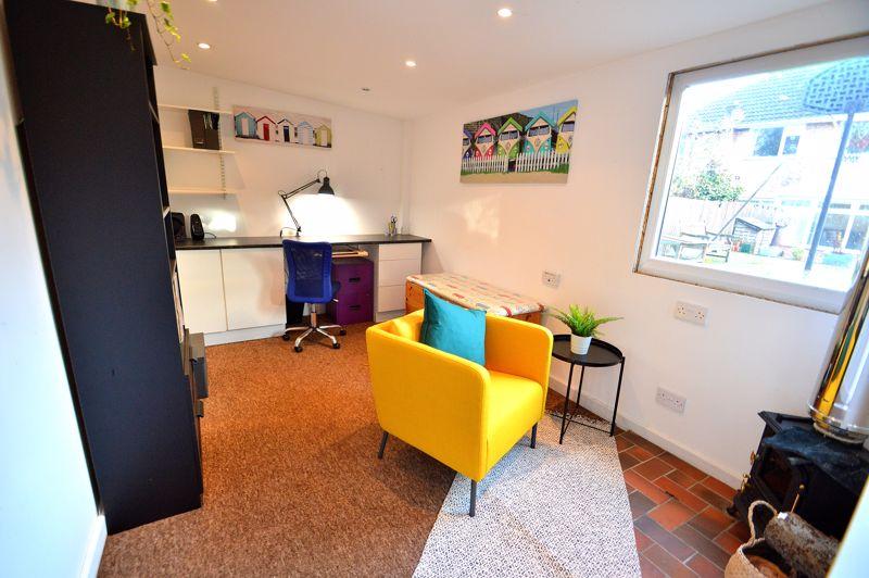 Garden room