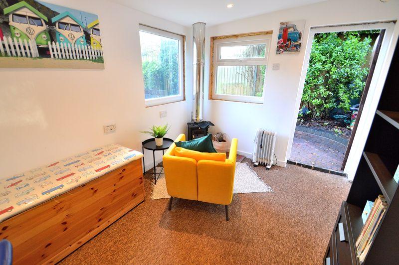 Garden room