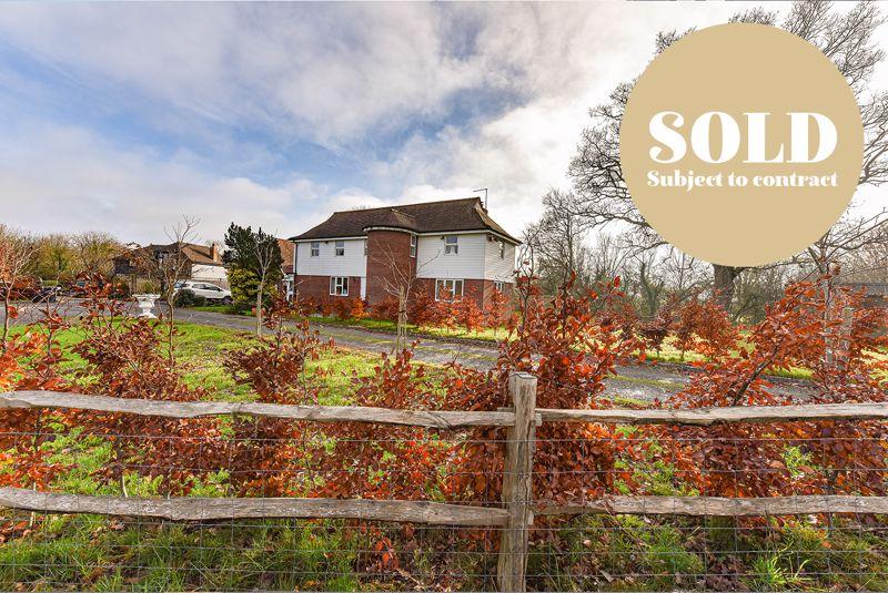 Malthouse Lane, Hurstpierpoint 3 bed detached house £775,000