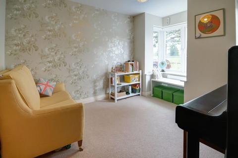 9 Caroline Avenue, Exeter, EX2 7AT