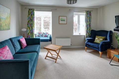 9 Caroline Avenue, Exeter, EX2 7AT