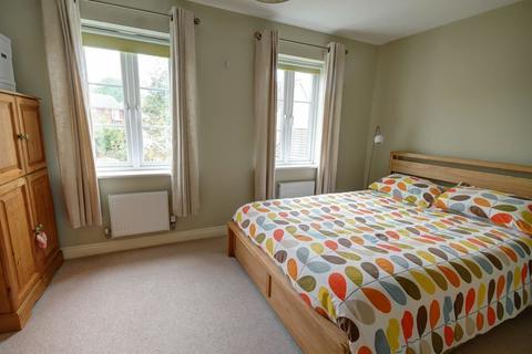 9 Caroline Avenue, Exeter, EX2 7AT