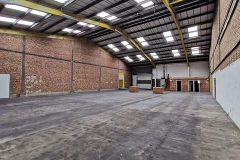 Industrial unit to rent - HIGH SPECIFICATION OFFICE / INDUSTRIAL BUILDING TO LET WITH GOOD ROAD LINKS