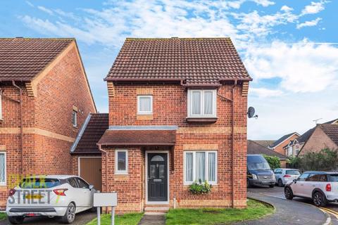 11 Cavell Crescent, Harold Wood, Romford, RM3 0WL