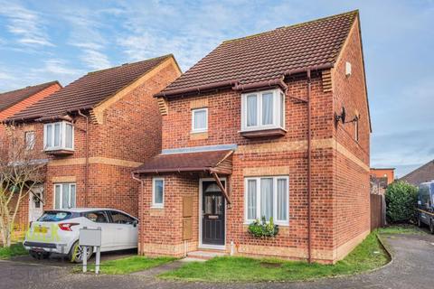 11 Cavell Crescent, Harold Wood, Romford, RM3 0WL