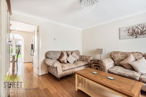 11 Cavell Crescent, Harold Wood, Romford, RM3 0WL