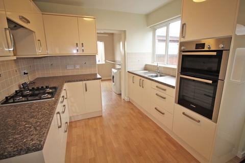 3 Cherry Hill Drive, Wrexham, LL12 7TU