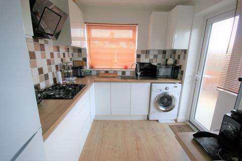 23 Anbrook Crescent, Hucclecote, Gloucester, GL3 3HL