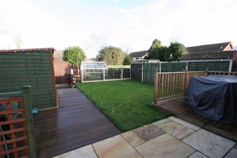 23 Anbrook Crescent, Hucclecote, Gloucester, GL3 3HL