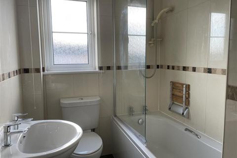 3, Rose Court Bownder Vean, St Austell, PL25 3BW