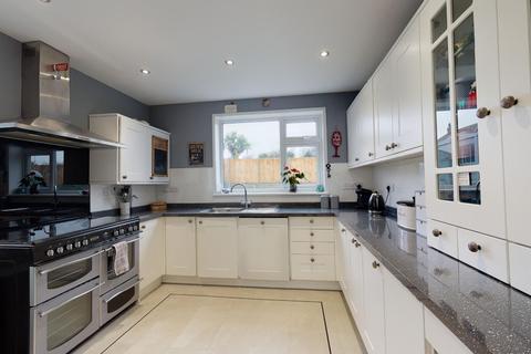 8 Clive Road, Cliffsend, Ramsgate, CT12 5EQ