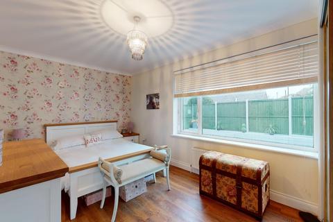 8 Clive Road, Cliffsend, Ramsgate, CT12 5EQ