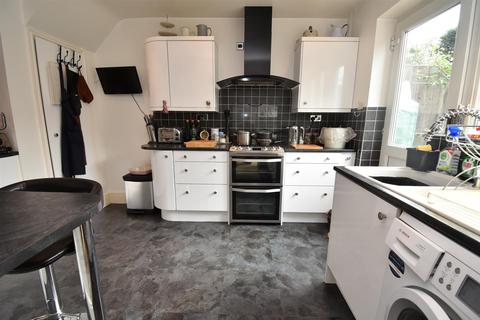 7 Alsop Close, Houghton Regis, Dunstable, LU5 5JT