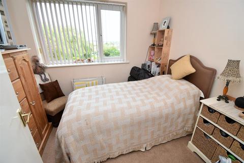 7 Alsop Close, Houghton Regis, Dunstable, LU5 5JT