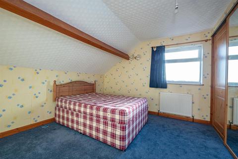 17 Ashleigh Drive, Beeford, Driffield, YO25 8AU