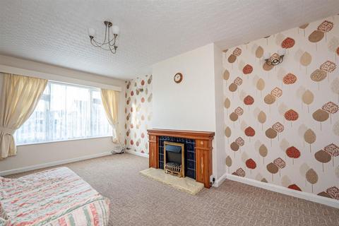 17 Ashleigh Drive, Beeford, Driffield, YO25 8AU