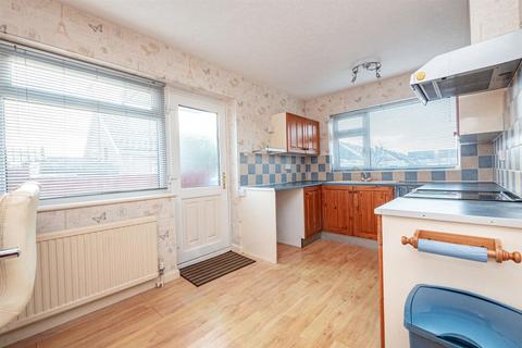 17 Ashleigh Drive, Beeford, Driffield, YO25 8AU
