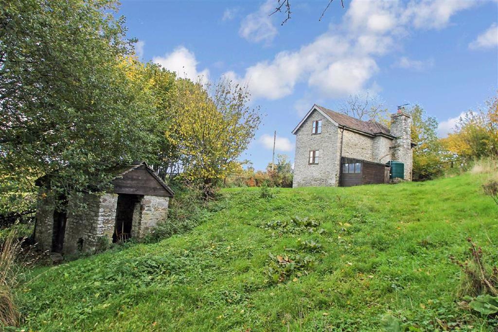 Huntington, Kington 2 bed detached house £300,000